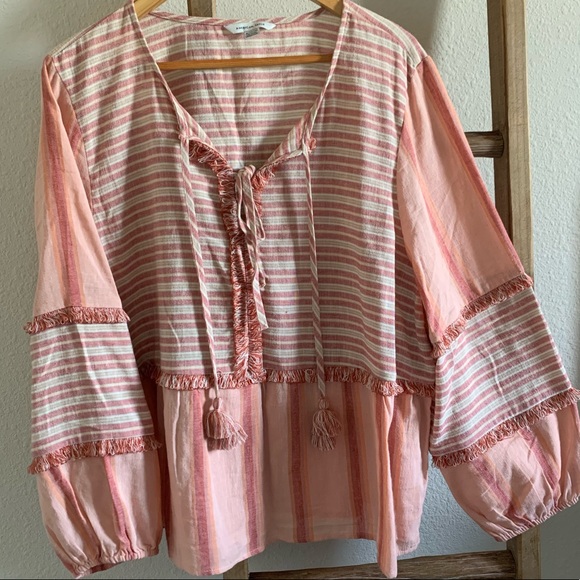 American Eagle Top - Picture 2 of 3